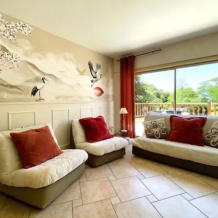 Holiday home Teletravail Au Calme En Bearn Avec Wi-fi, Bureau Et Terrasse